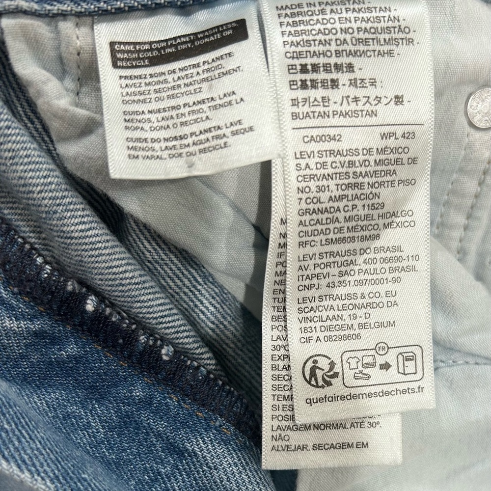 Levi's Light Blue Flare Women's Jeans - Picture 9 of 10